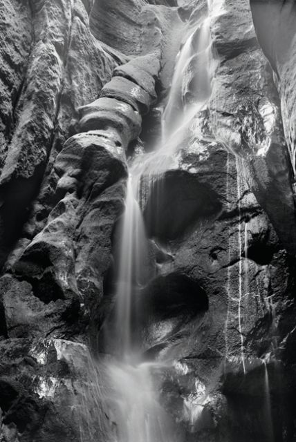 Adršpach Velký vodopád scan Z Ilford Delta 100