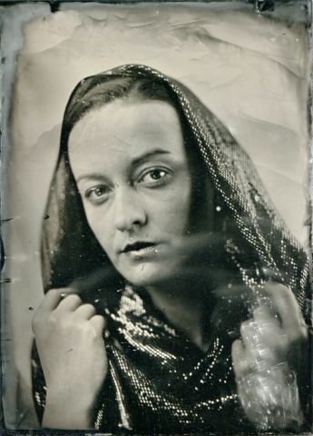 Wet plate martina 1002small