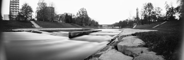 Pinhole 6x17